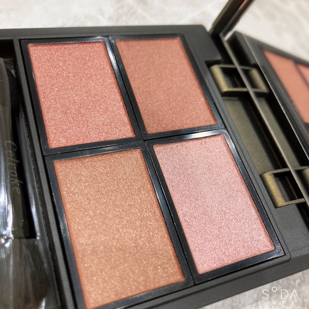 ヴォランタリーベイシス アイパレット/Celvoke/アイシャドウパレットを使ったクチコミ(4枚目)