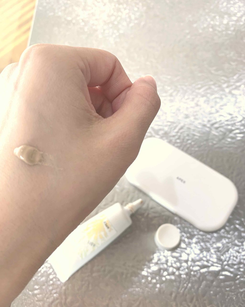 maaaaami on LIPS 「今回はPOLAAPEXのファンデーションです(*´-`)夏頃か..」(2枚目)