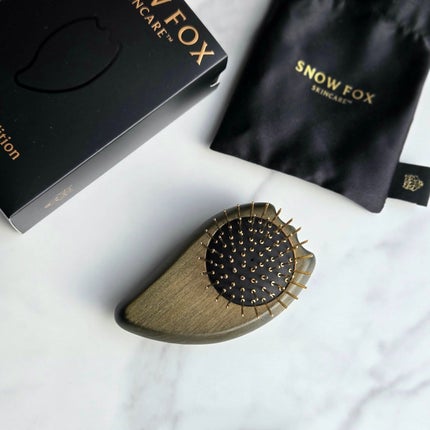 プレミアム FOX カッサ ゴースト ヘアブラシ ブラック/SNOW FOX SKINCARE/ヘアブラシを使ったクチコミ(6枚目)
