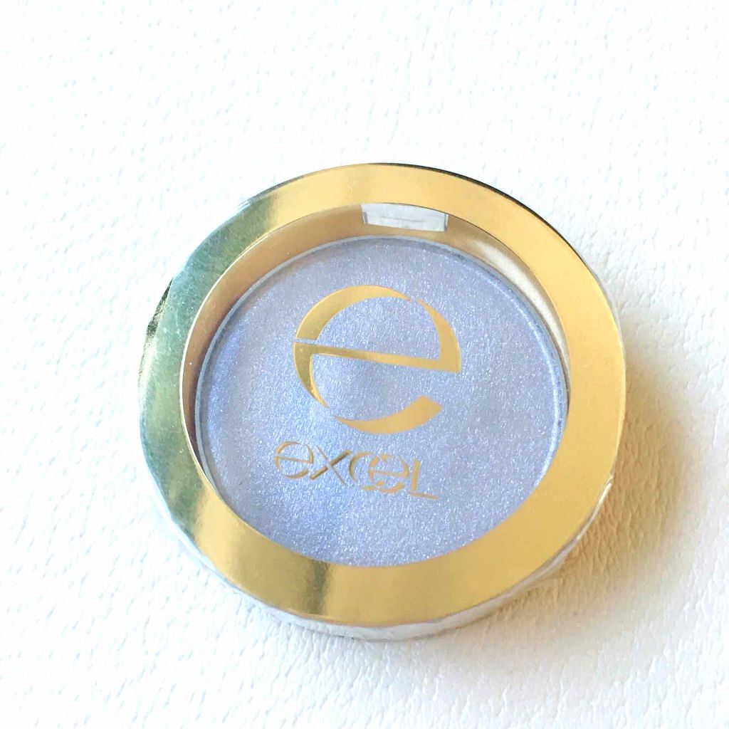 シャイニーシャドウ N/excel/単色アイシャドウを使ったクチコミ（1枚目）