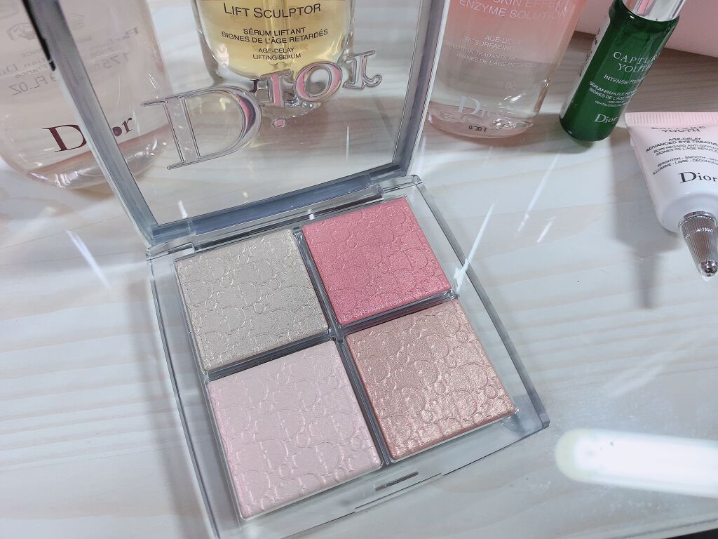 ディオール バックステージ フェイス グロウ パレット/Dior/ハイライトを使ったクチコミ（1枚目）