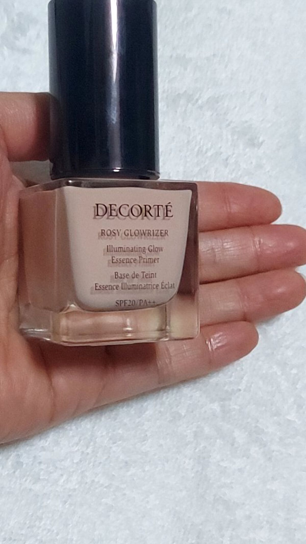 お餅 on LIPS 「合わなかったコスメ実は、これめちゃくちゃ人気で買ってみたのです..」(1枚目)