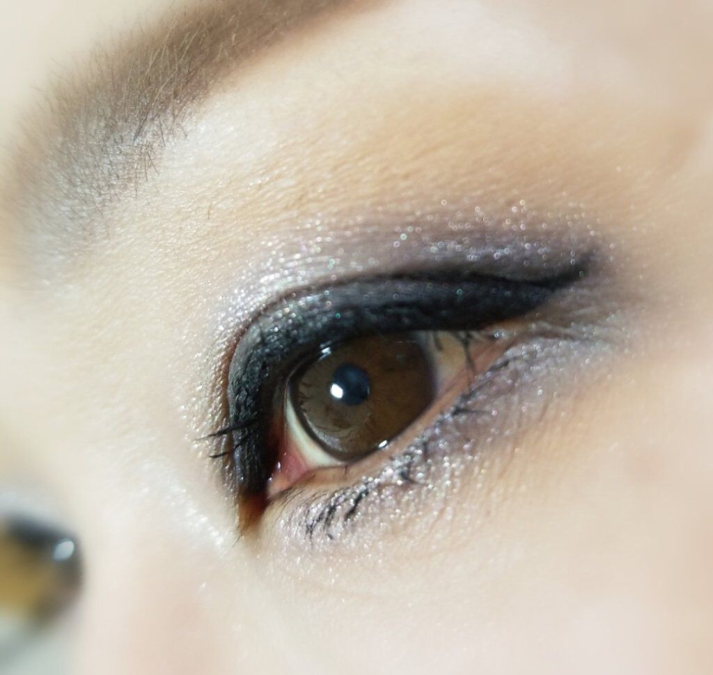 GLAMAZON PIGMENT PALETTE/Scott Barnes/アイシャドウパレットを使ったクチコミ（2枚目）