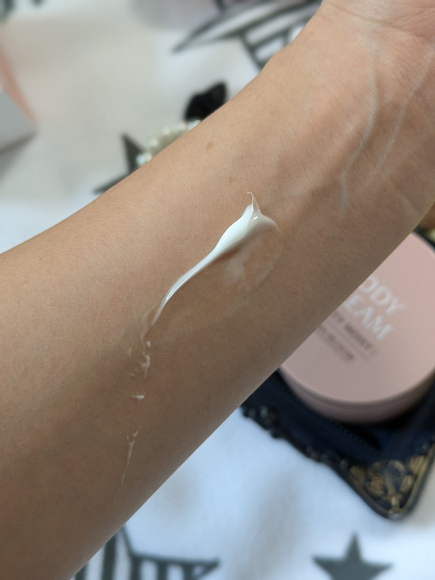 ボディクリーム ビューティーモイスト/アロマブルーム/ボディクリームを使ったクチコミ(4枚目)