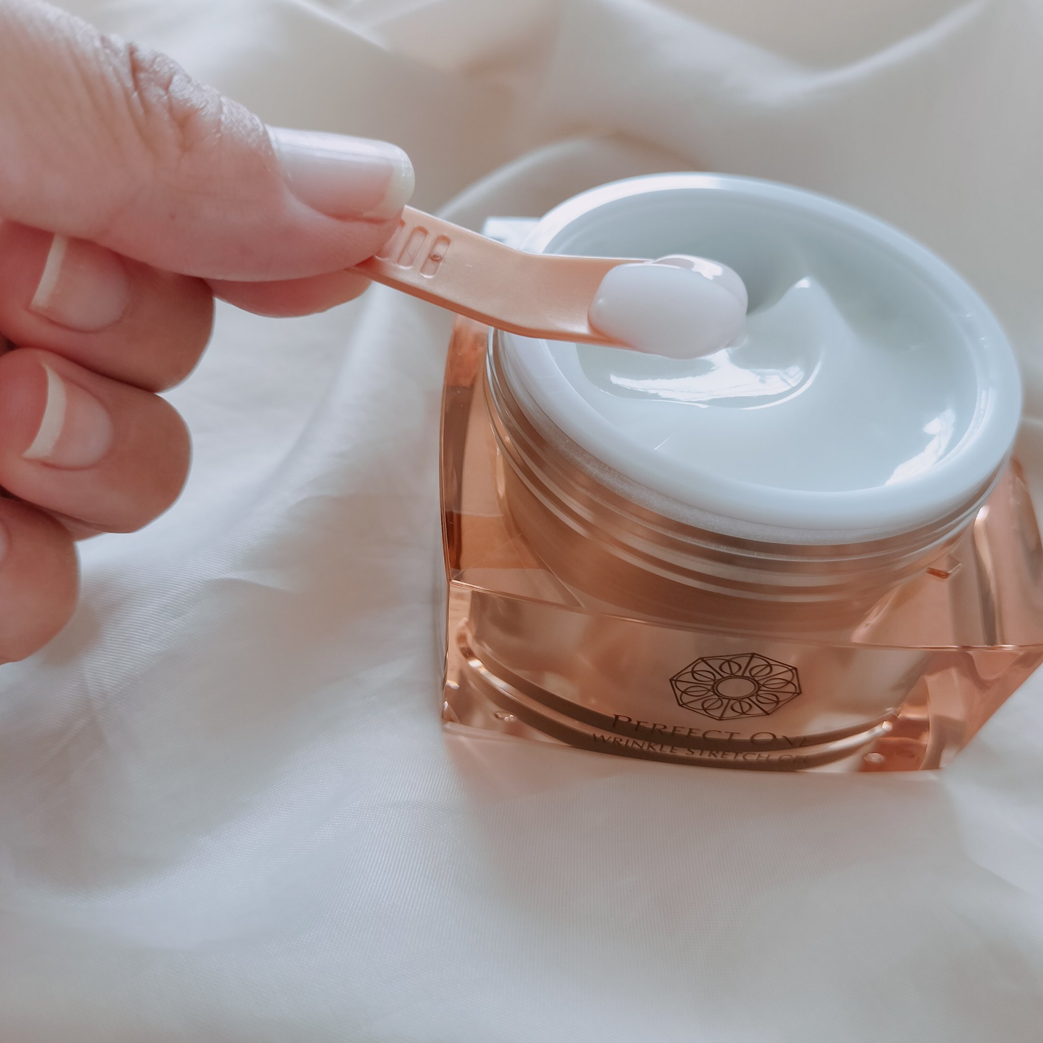 パーフェクトワン 薬用リンクルストレッチジェル/パーフェクトワン/オールインワン化粧品を使ったクチコミ（3枚目）