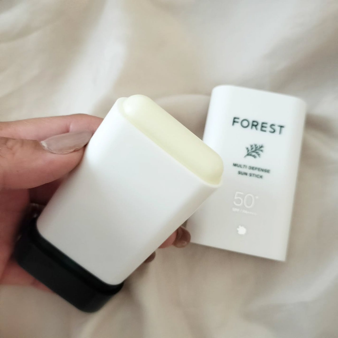 マルチディフェンスUVスティック/FoRest by Greenfinger/日焼け止めスティックを使ったクチコミ(2枚目)