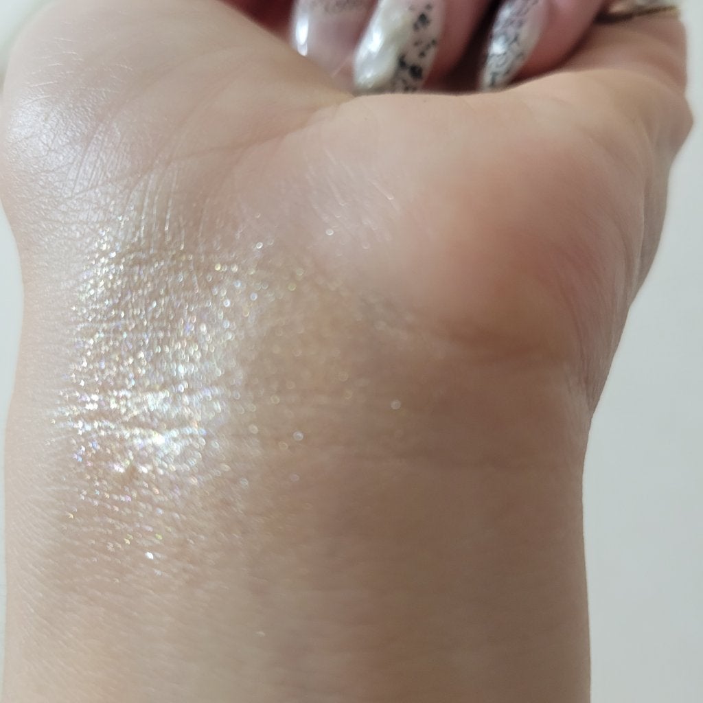 ベターザンアイズ ミュージックシリーズ/rom&nd/アイシャドウパレットを使ったクチコミ(5枚目)