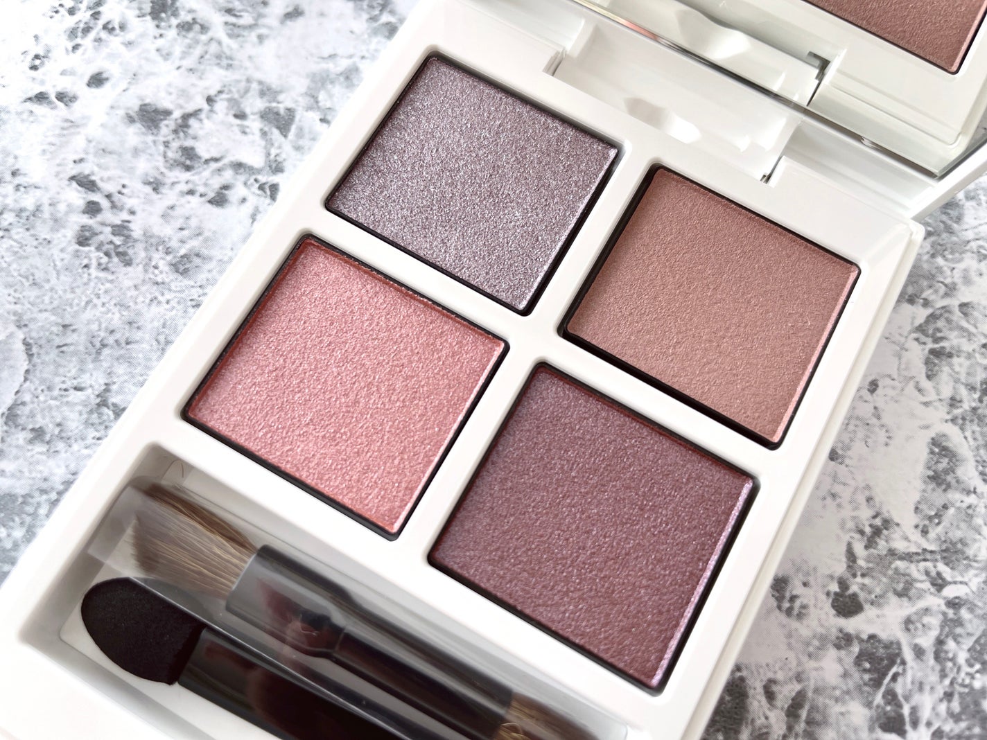 ホリデー アディクション サイレント ウィッシュⅠ/ADDICTION/メイクアップキットを使ったクチコミ(4枚目)