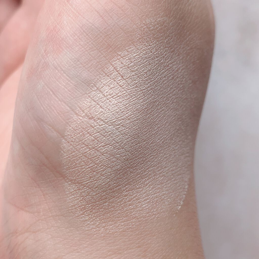 タン・クチュール・クッション/GIVENCHY/クッションファンデーションを使ったクチコミ(4枚目)