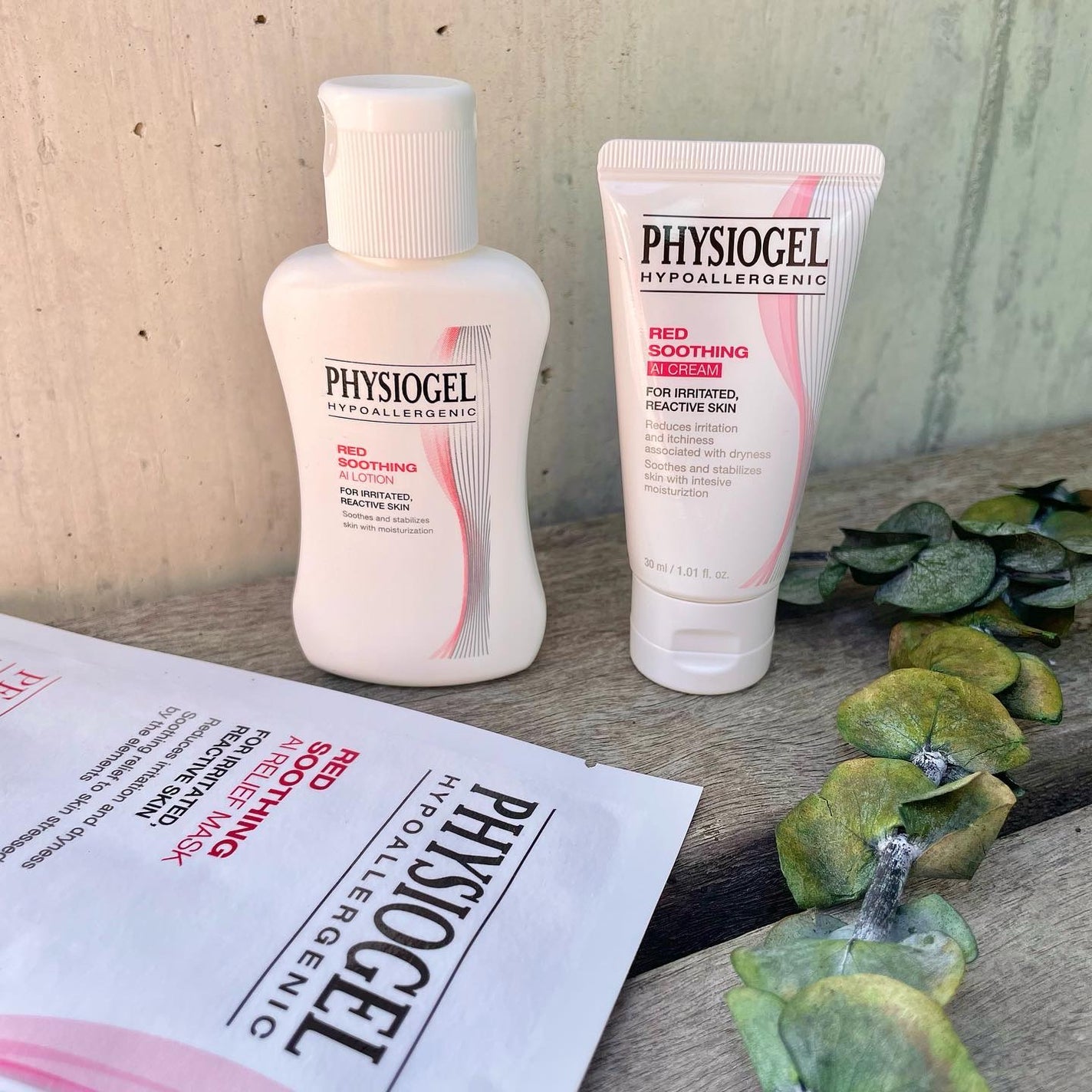 レッドスージングAIクリーム/PHYSIOGEL/フェイスオイルを使ったクチコミ(9枚目)