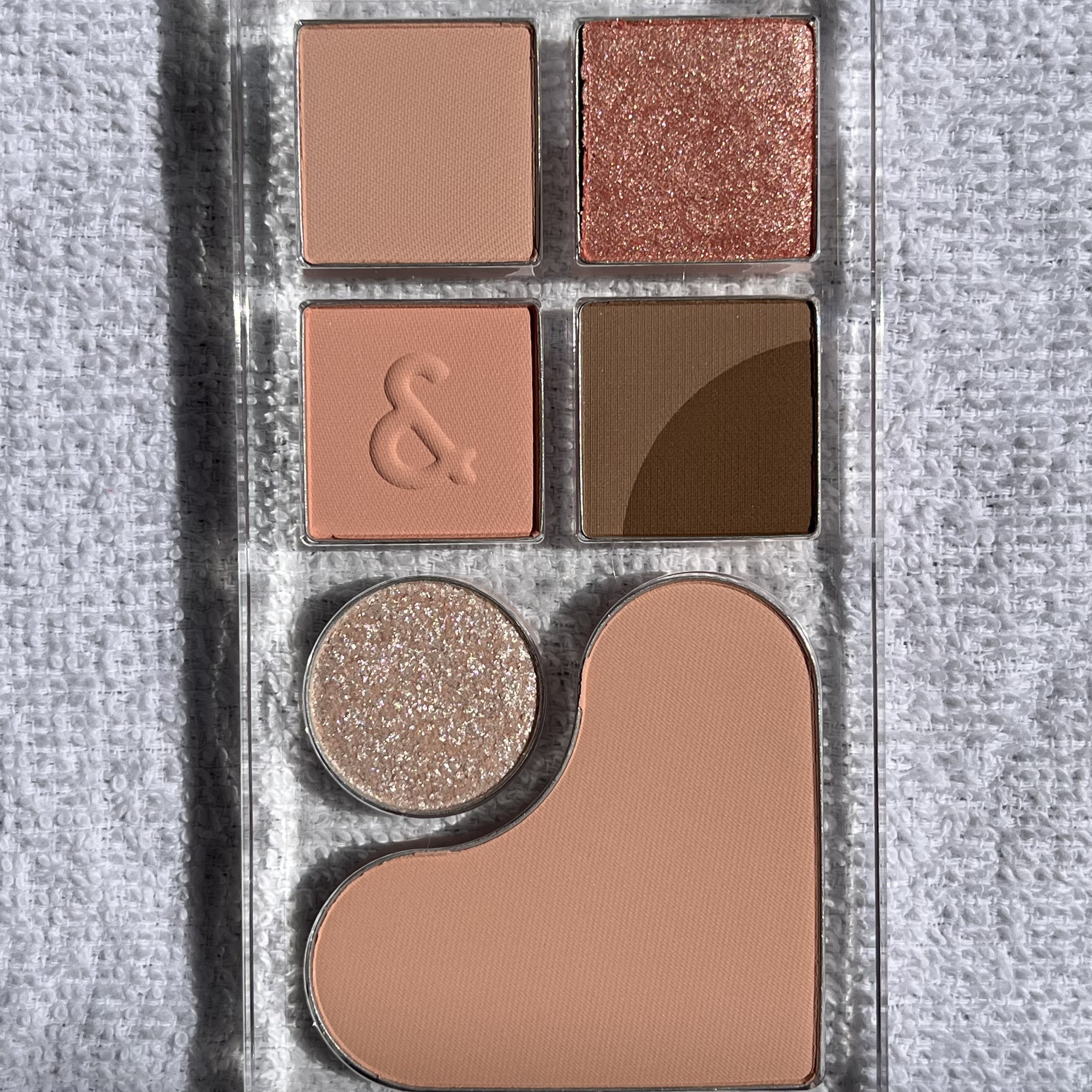 ジューシーラスティングティント/rom&nd/リップティントを使ったクチコミ（2枚目）