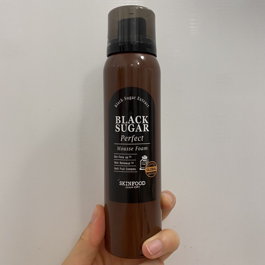 ブラックシュガー パーフェクト ムースフォーム/SKINFOOD/泡洗顔を使ったクチコミ（1枚目）