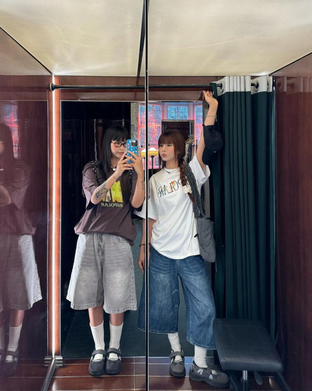 ひとみ on LIPS 「即時に応じる友情はとても楽しいです#コーデ#韓国コーデ#韓国雑..」(3枚目)