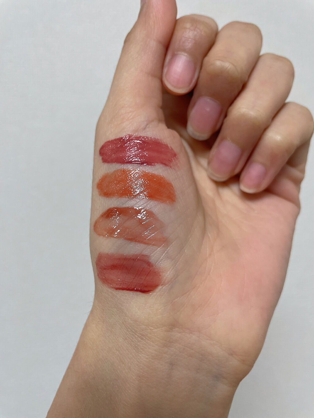 ルージュ ピュールクチュール ヴェルニ ヴィニルクリーム/YVES SAINT LAURENT BEAUTE/口紅を使ったクチコミ（2枚目）