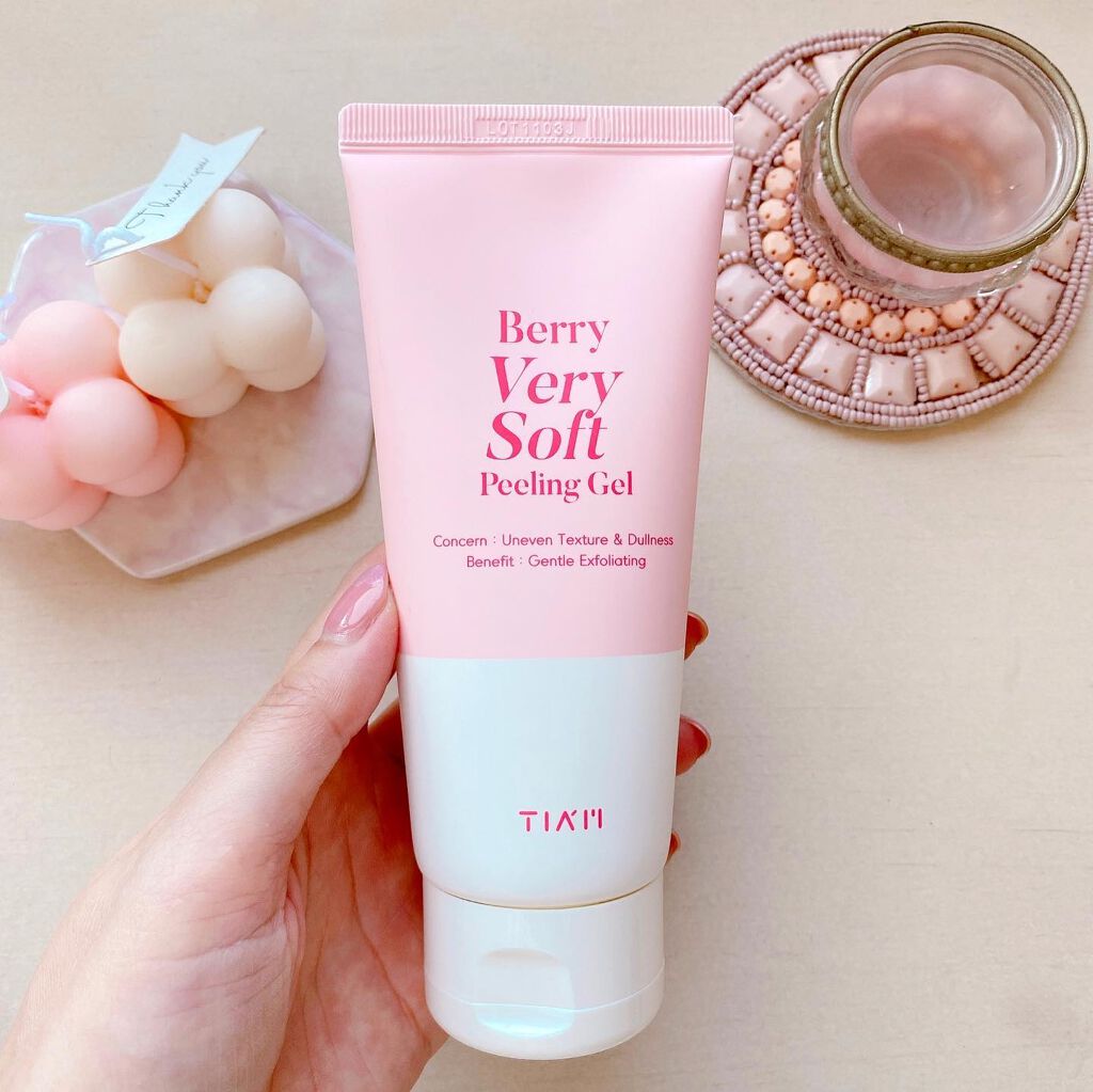 ベリーベリーソフトピーリングジェル/TIAM/ピーリングを使ったクチコミ(3枚目)