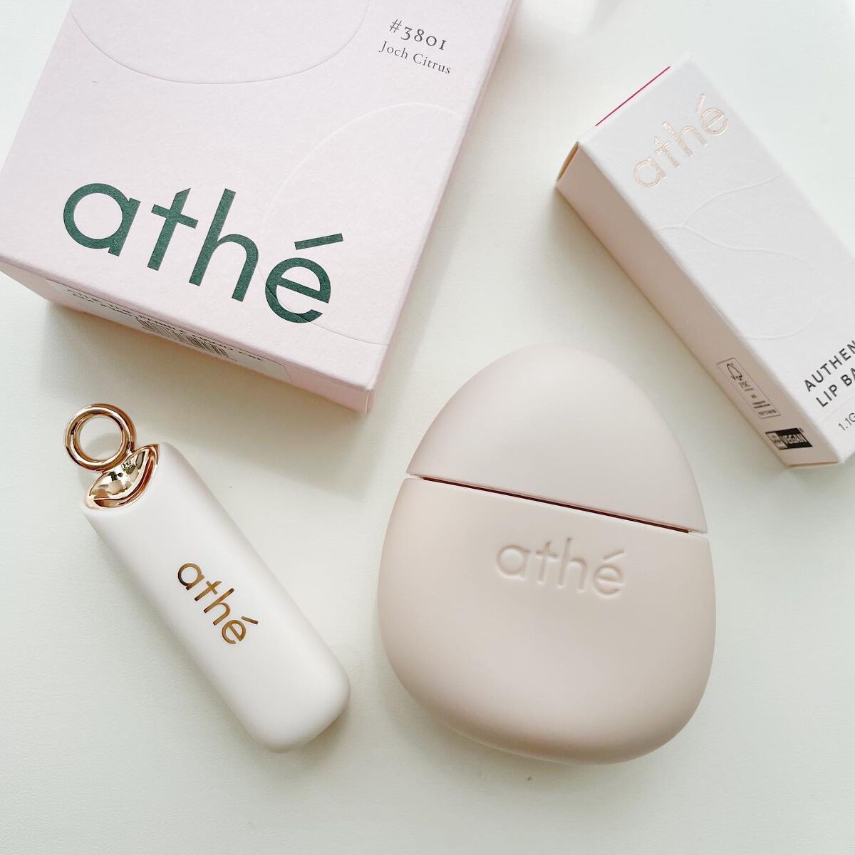 オーセンティック リップ バーム 04 ブレイブ /athé/口紅を使ったクチコミ（1枚目）