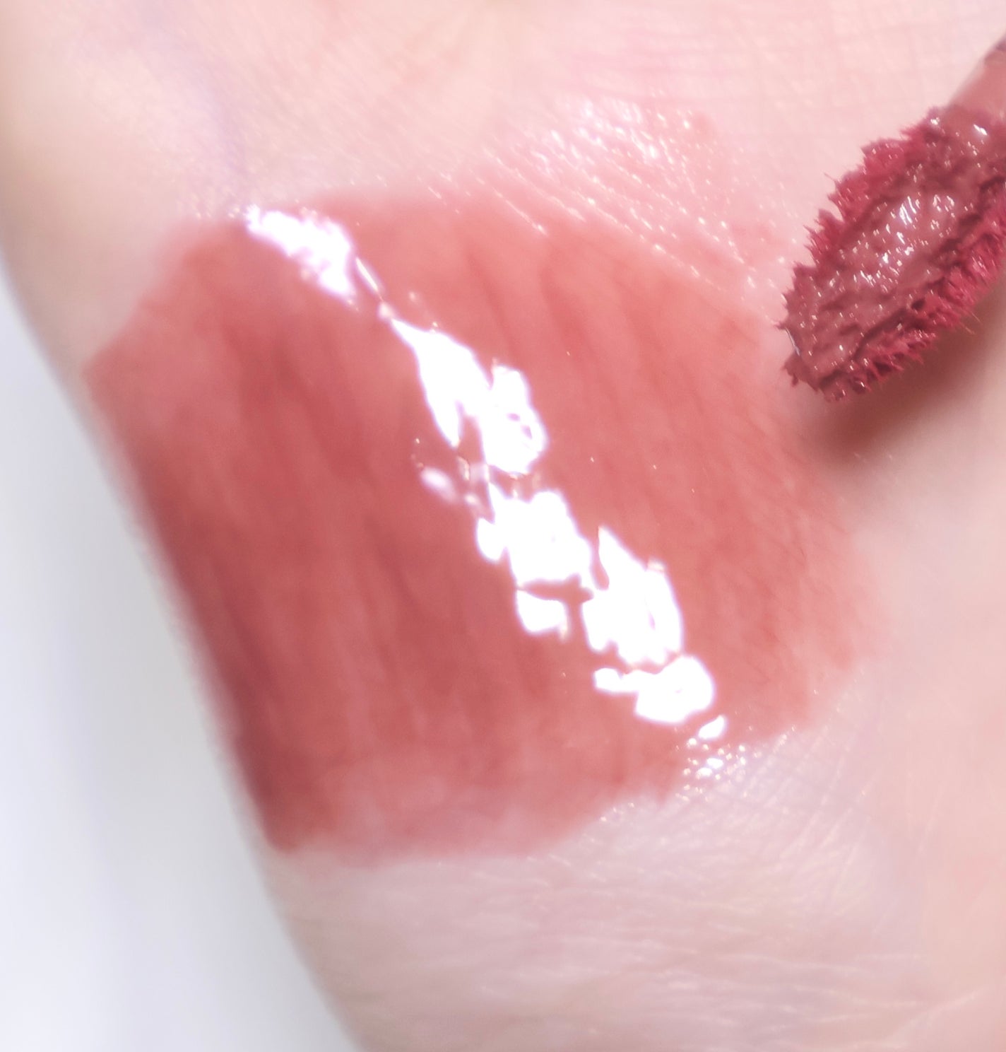 ロウグロウジェルティント/hince/リップティントを使ったクチコミ(2枚目)