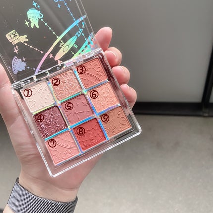 クォーツ 9色アイシャドウパレット(ドリームランドアイシャドウ) J17 秋の茶話会/ZEESEA/アイシャドウパレットの画像