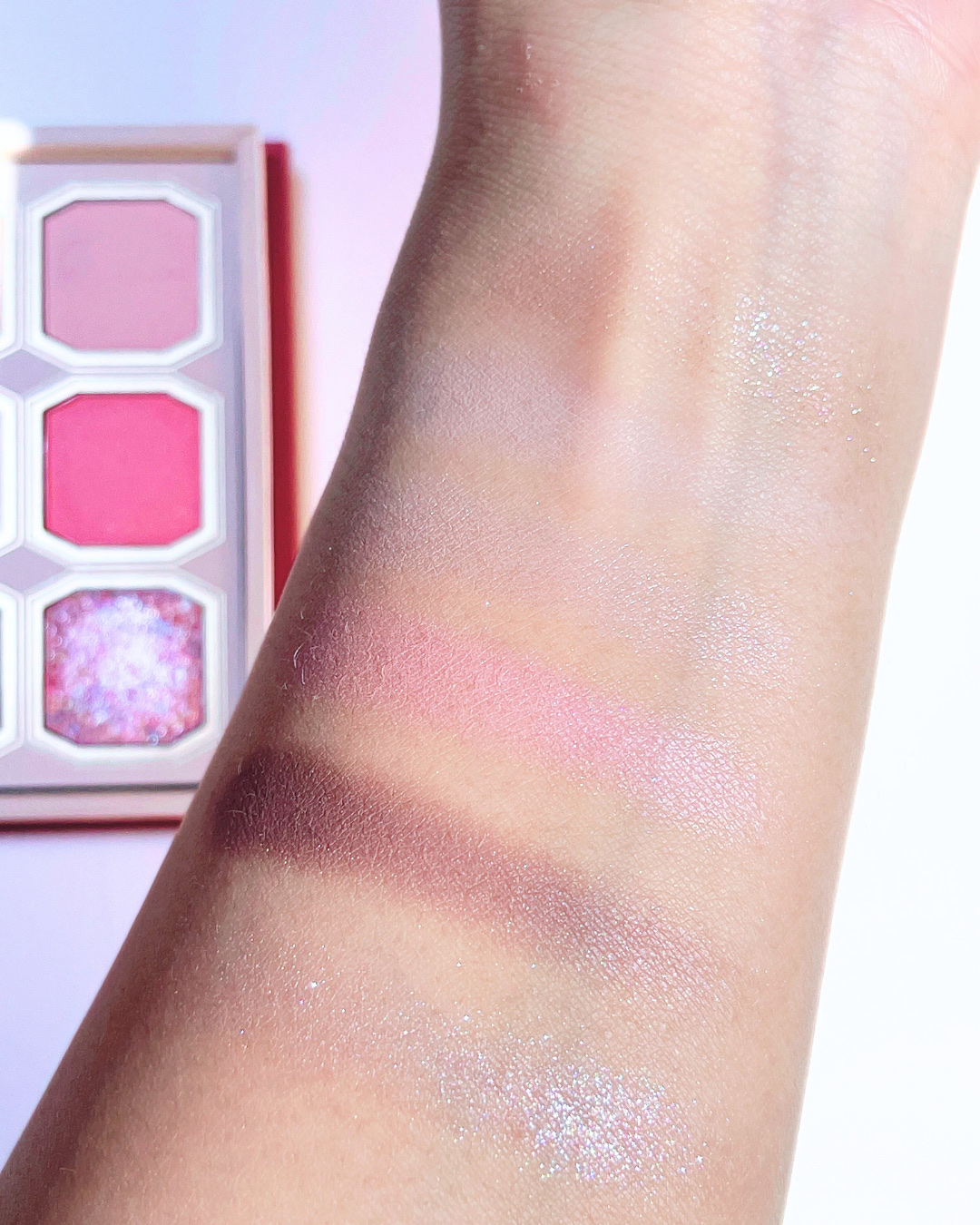 絵画アイシャドウパレット/MilleFée/アイシャドウパレットを使ったクチコミ（3枚目）