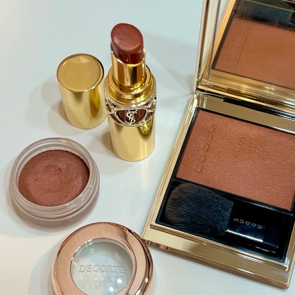 ルージュ ヴォリュプテ シャイン/YVES SAINT LAURENT BEAUTE/口紅を使ったクチコミ(2枚目)