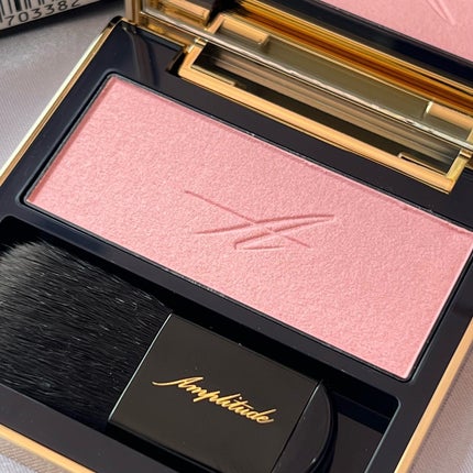 コンスピキュアス モノチークス/Amplitude/パウダーチークを使ったクチコミ(3枚目)