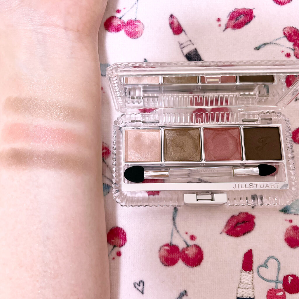 エターナルクチュール アイズ ベルベット 01 never-ending love/JILL STUART/アイシャドウパレットを使ったクチコミ（2枚目）