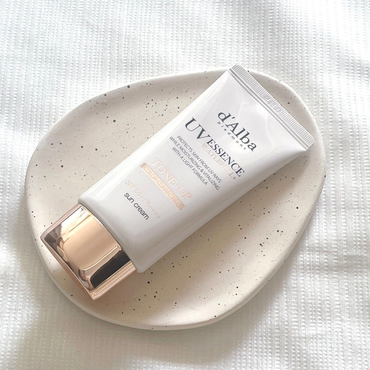 ダルバ ホワイトトリュフファーストスプレーセラム/ダルバ/ミスト状化粧水を使ったクチコミ(4枚目)