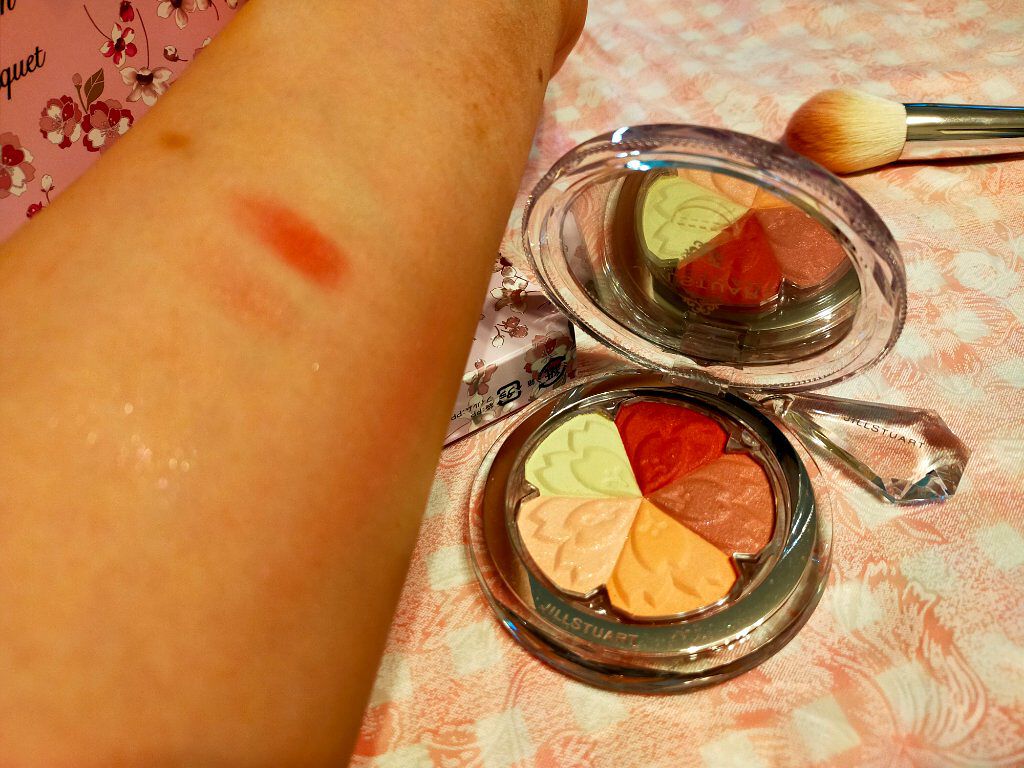 サクラブーケ ブルーム ミックスブラッシュ コンパクト/JILL STUART/パウダーチークを使ったクチコミ（2枚目）