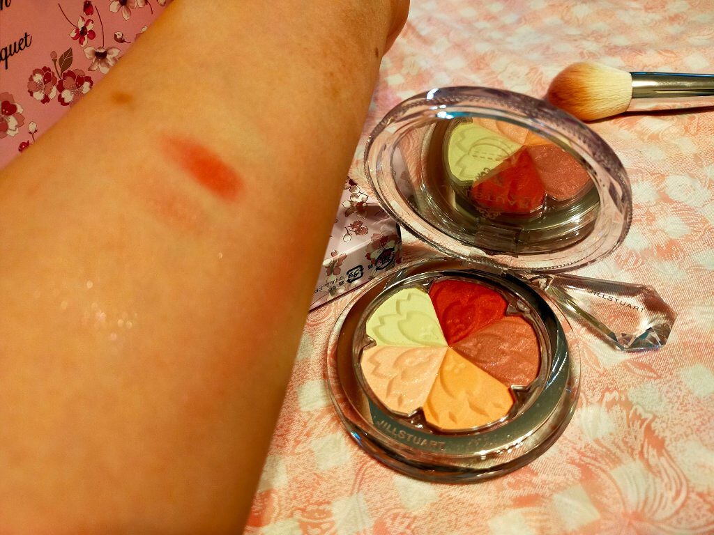 サクラブーケ ブルーム ミックスブラッシュ コンパクト/JILL STUART/パウダーチークを使ったクチコミ(2枚目)