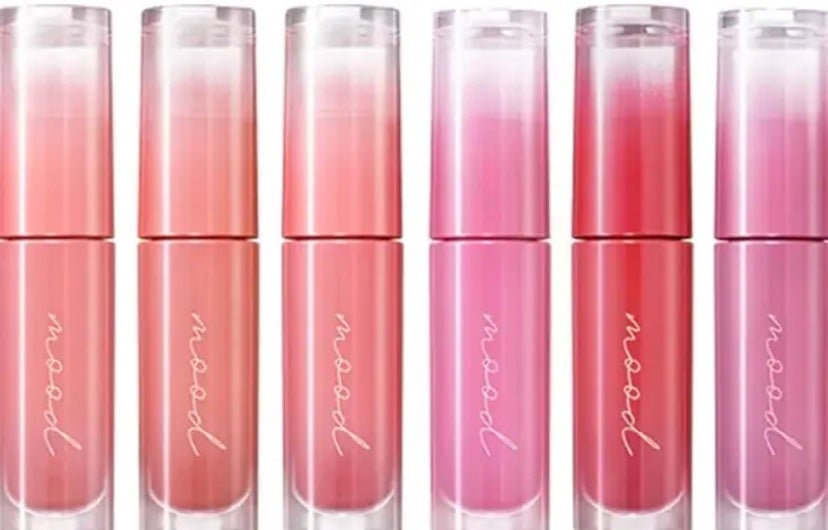 ひより on LIPS 「可愛すぎるちゅるるんリップ💄カラー展開も豊富で自分に合ったリッ..」(1枚目)