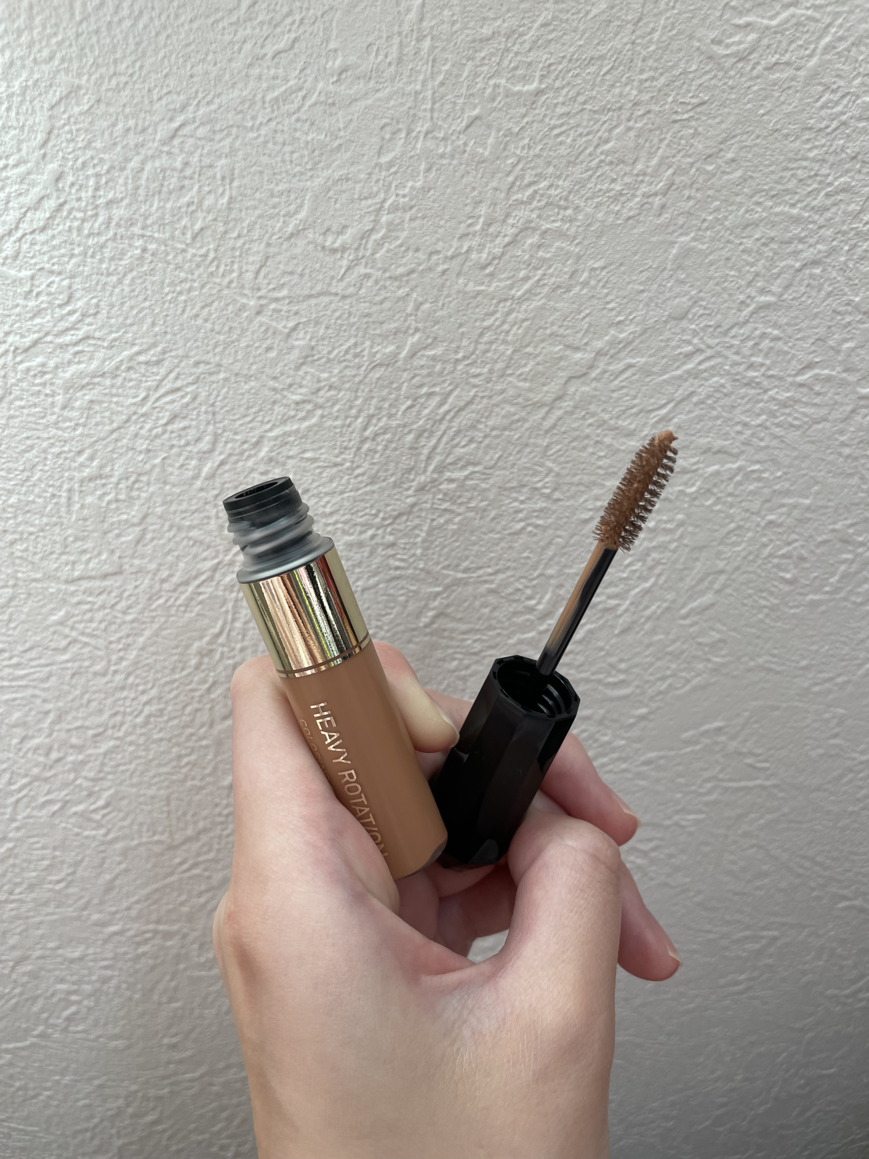 カラーリングアイブロウ マイクロ/ヘビーローテーション/眉マスカラを使ったクチコミ（3枚目）