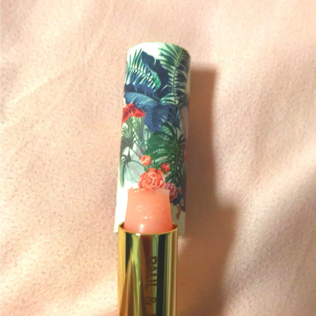 リップスティック トリートメント/PAUL & JOE BEAUTE/リップケアを使ったクチコミ（3枚目）