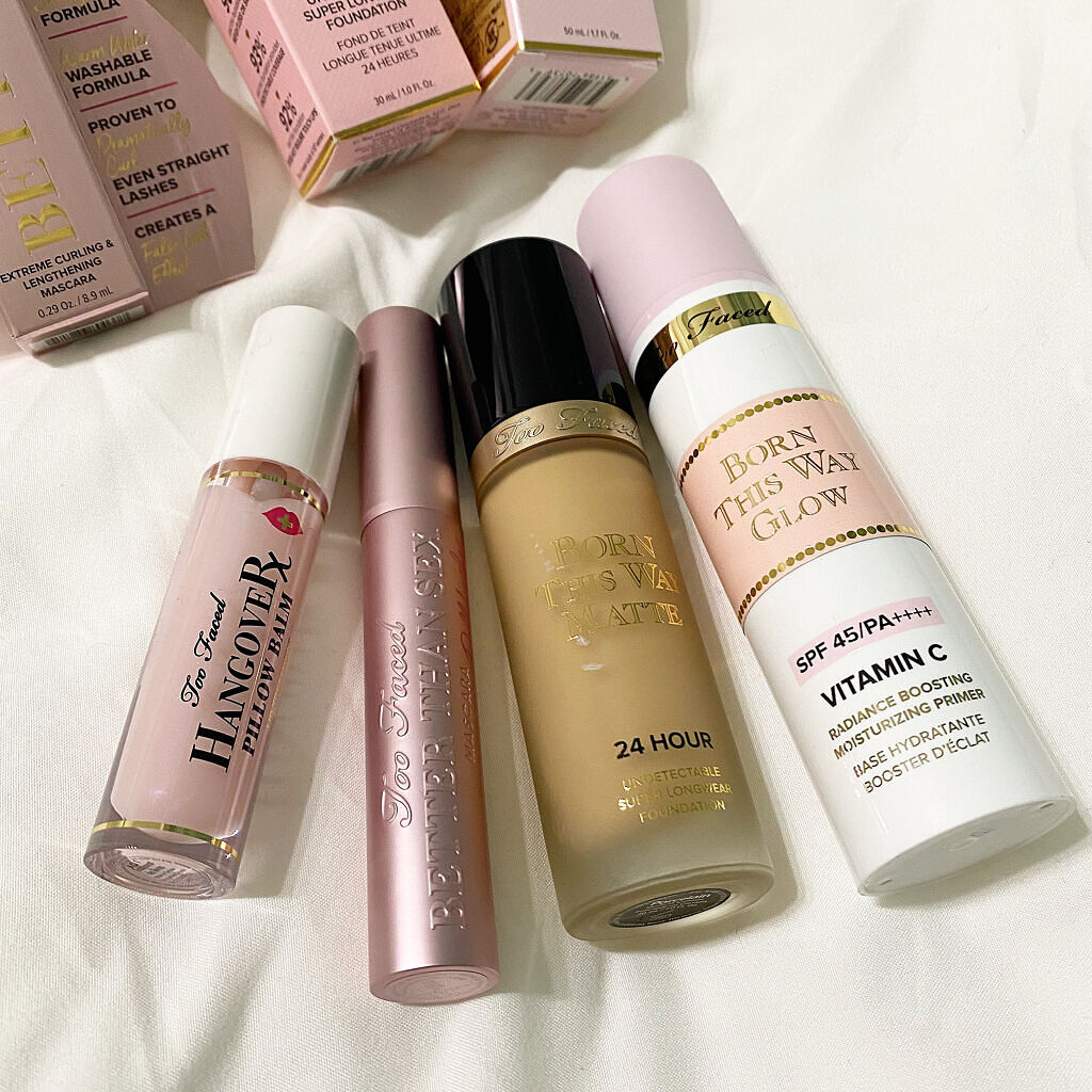 ～トゥー フェイスド ハングオーバー～ ピロー バーム リップ トリートメント/Too Faced/リップ美容液を使ったクチコミ（1枚目）
