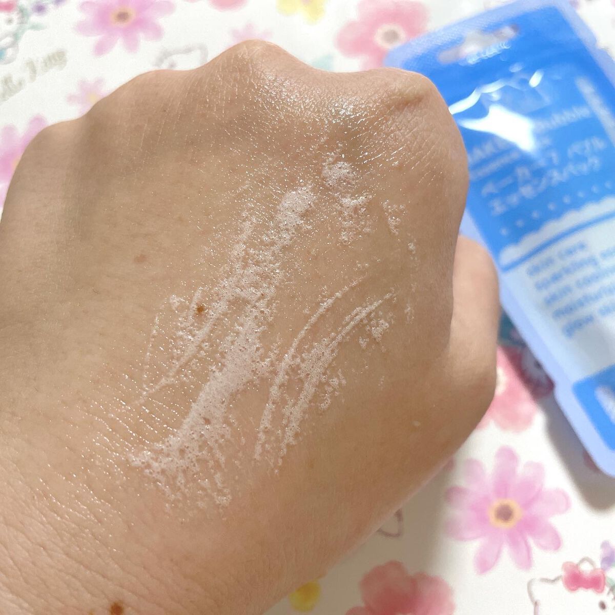 マジックバブルエッセンスパックMINI/BAKER7/シートマスク・パックを使ったクチコミ（3枚目）