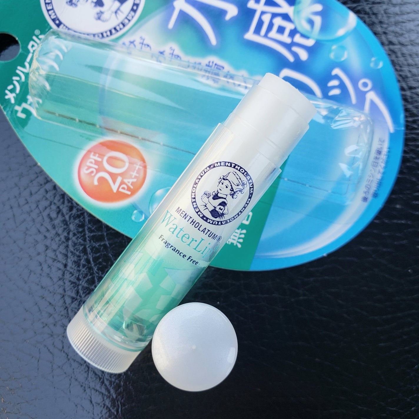 ウォーターリップ 無香料/メンソレータム/リップクリームを使ったクチコミ(2枚目)