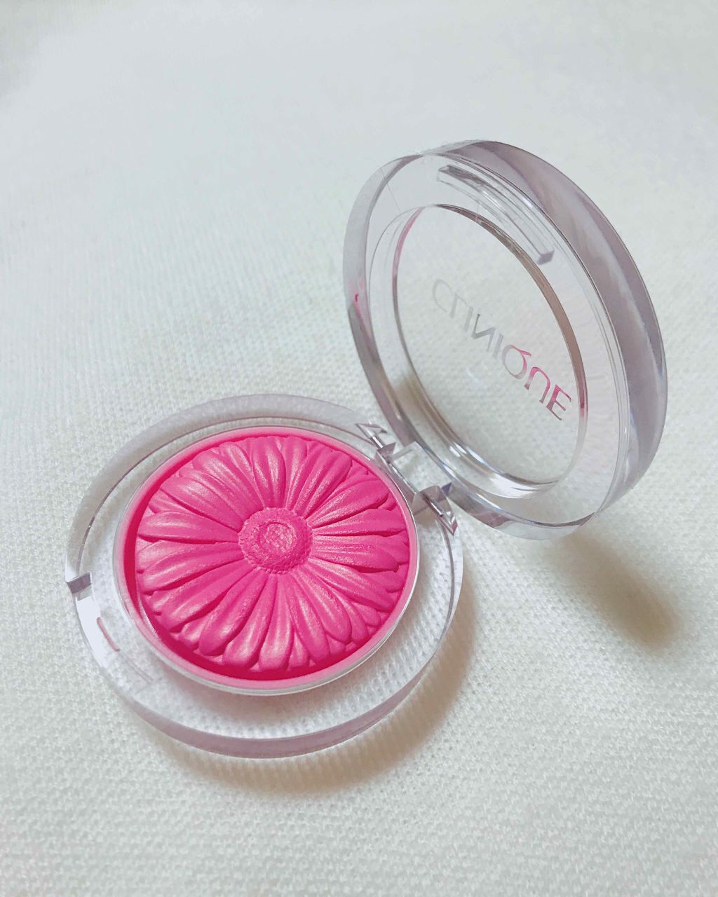 リップケアオイル/excel/リップグロスを使ったクチコミ（2枚目）