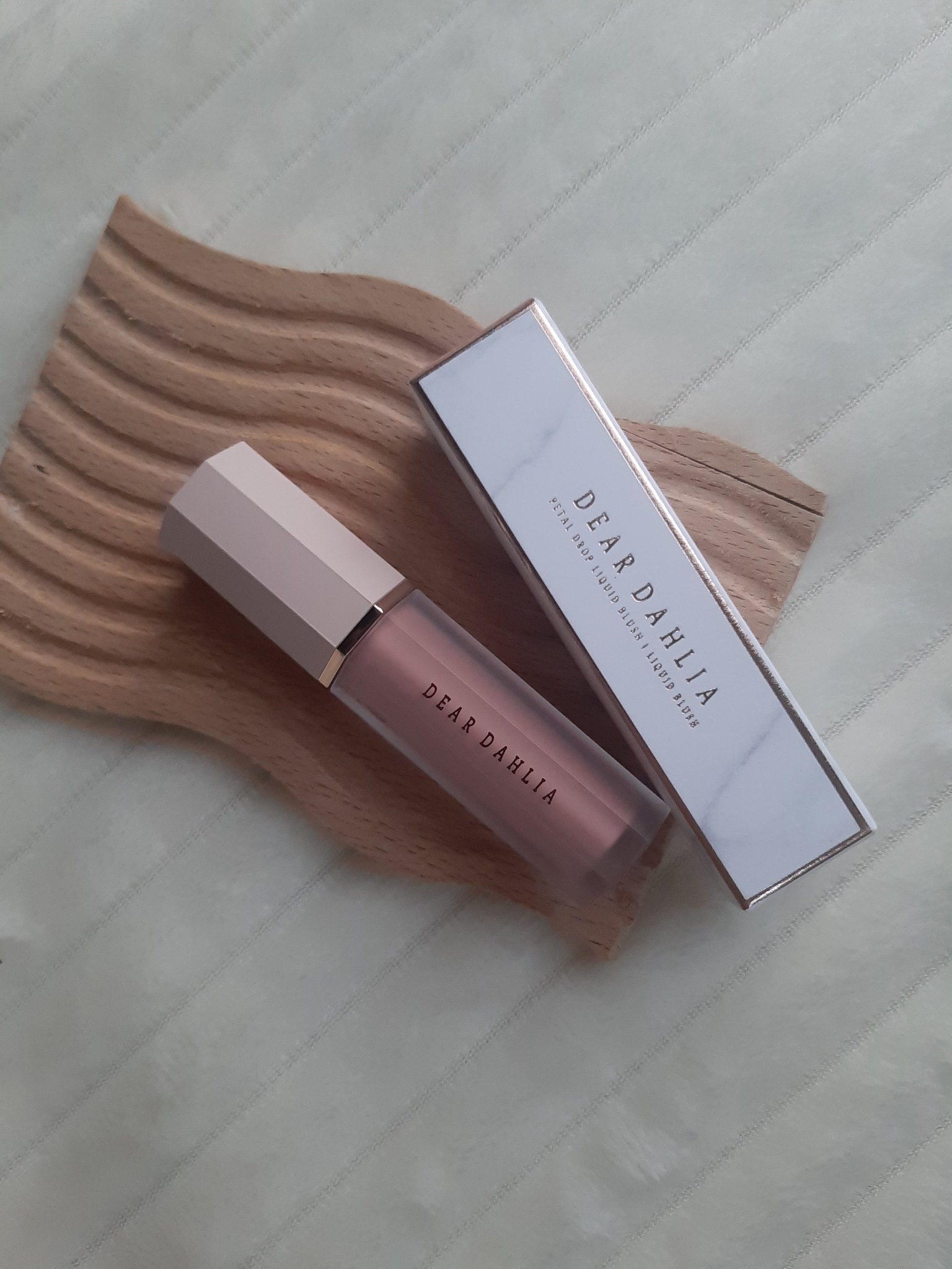 ペタルドロップリキッドブラッシャー/DEAR DAHLIA/リキッドチークを使ったクチコミ（1枚目）