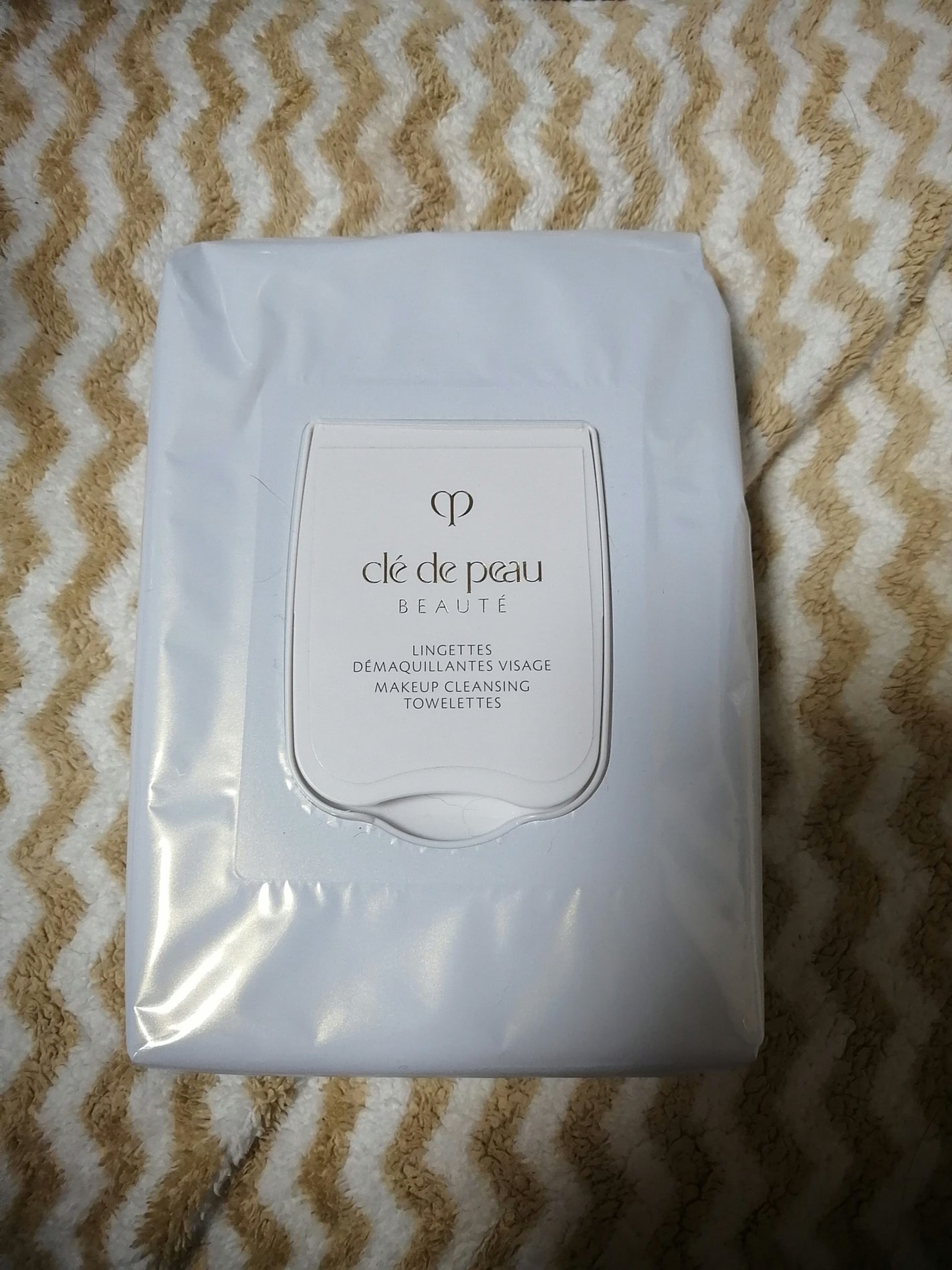 クレ・ド・ポー ボーテ ランジェット デマキアントヴィサージュ/クレ・ド・ポー ボーテ/クレンジングシートを使ったクチコミ(1枚目)