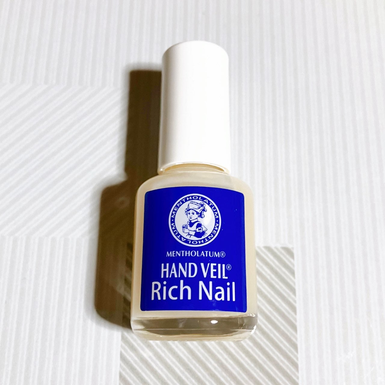 ハンドベール リッチネイル爪補強コート /メンソレータム/オールインワンネイルを使ったクチコミ(2枚目)
