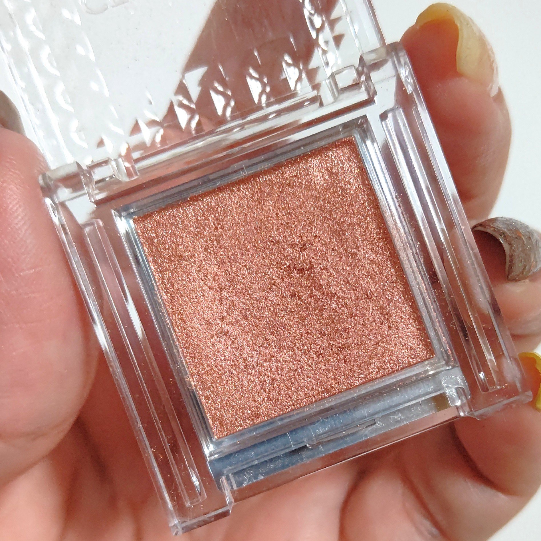 シャドーカスタマイズ/MAJOLICA MAJORCA/単色アイシャドウを使ったクチコミ（3枚目）