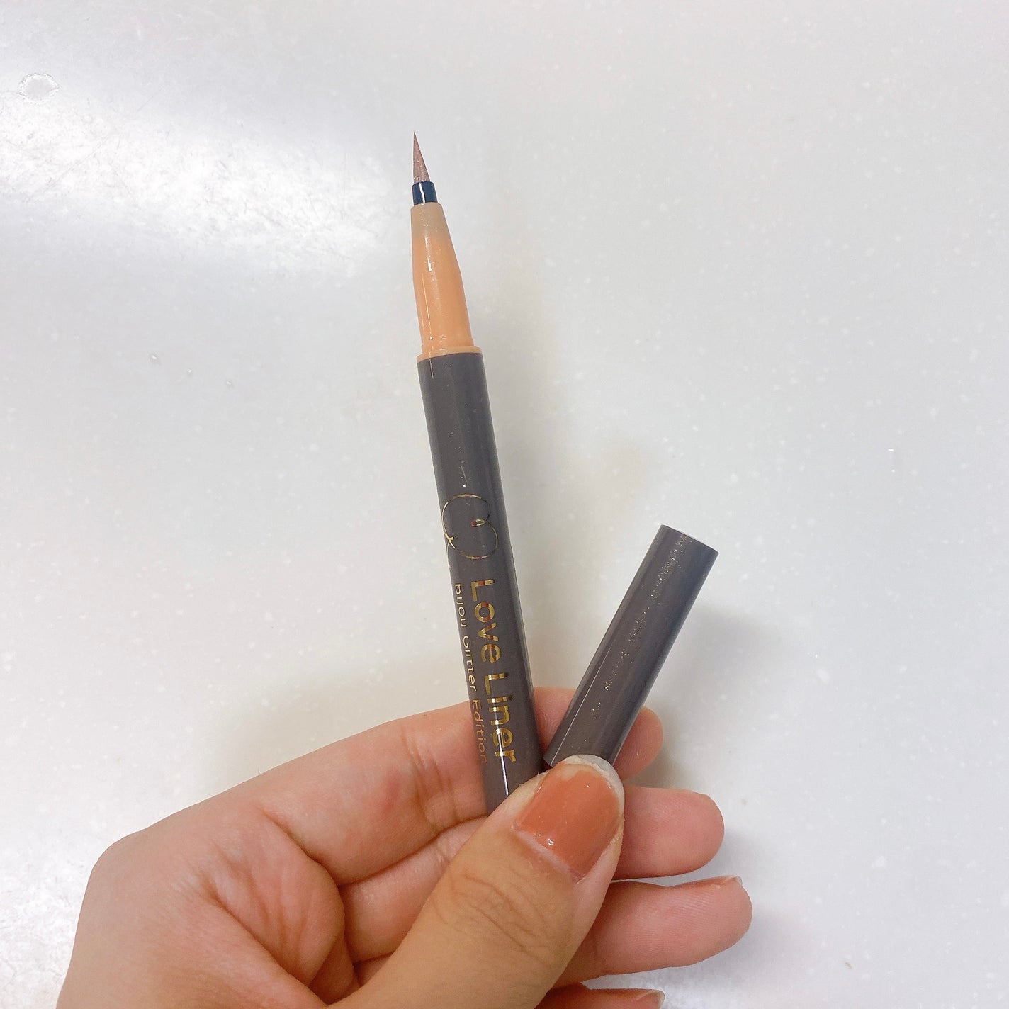 リキッドアイライナー ビジューグリッターエディション/ラブ・ライナー/リキッドアイライナーを使ったクチコミ(1枚目)