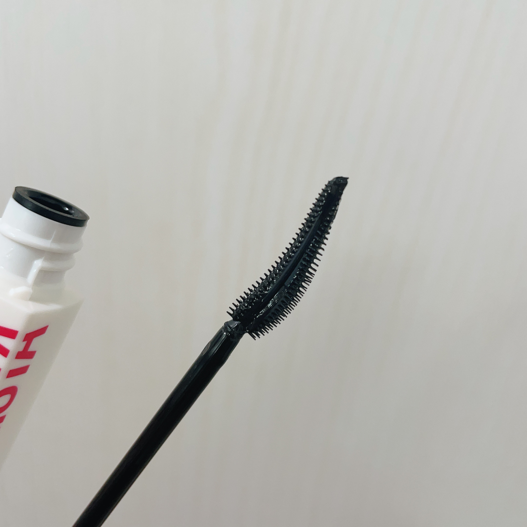 ラッシュニスタ　プライマー/MAYBELLINE NEW YORK/マスカラ下地を使ったクチコミ（2枚目）