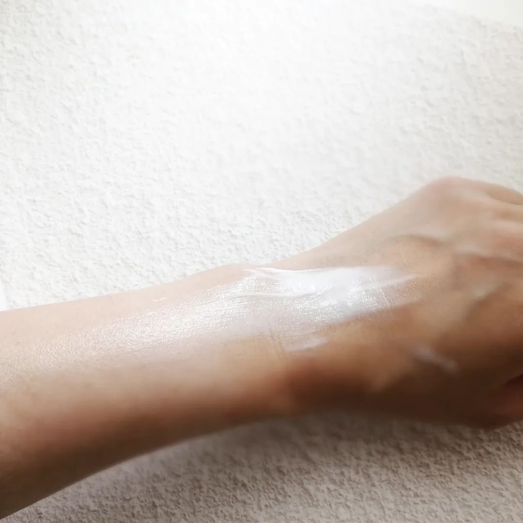 モイスチュア フェイス＆ボディクリーム/カルテHD/ボディクリームを使ったクチコミ（3枚目）