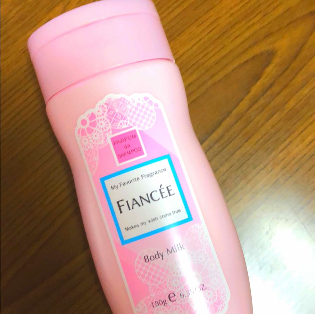 ボディミルクローション ピュアシャンプーの香り/フィアンセ/ボディローションを使ったクチコミ（1枚目）