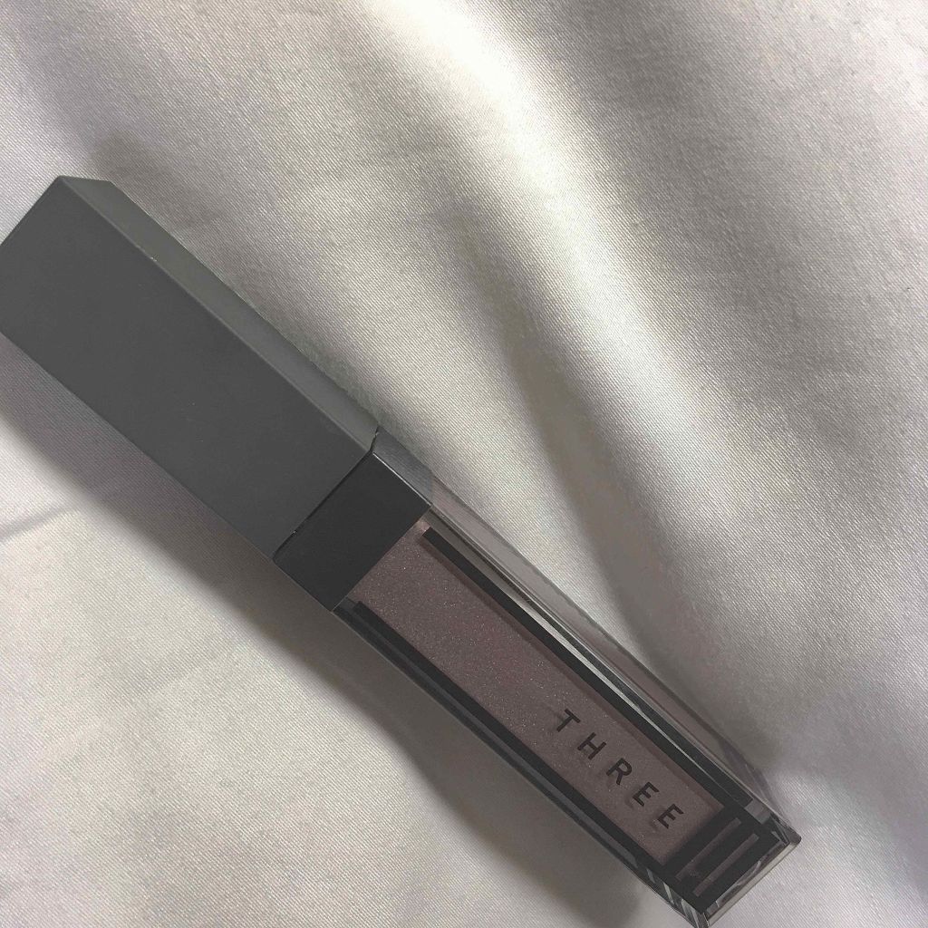 ウイスパーグロスフォーアイ/THREE/リキッドアイシャドウを使ったクチコミ(1枚目)