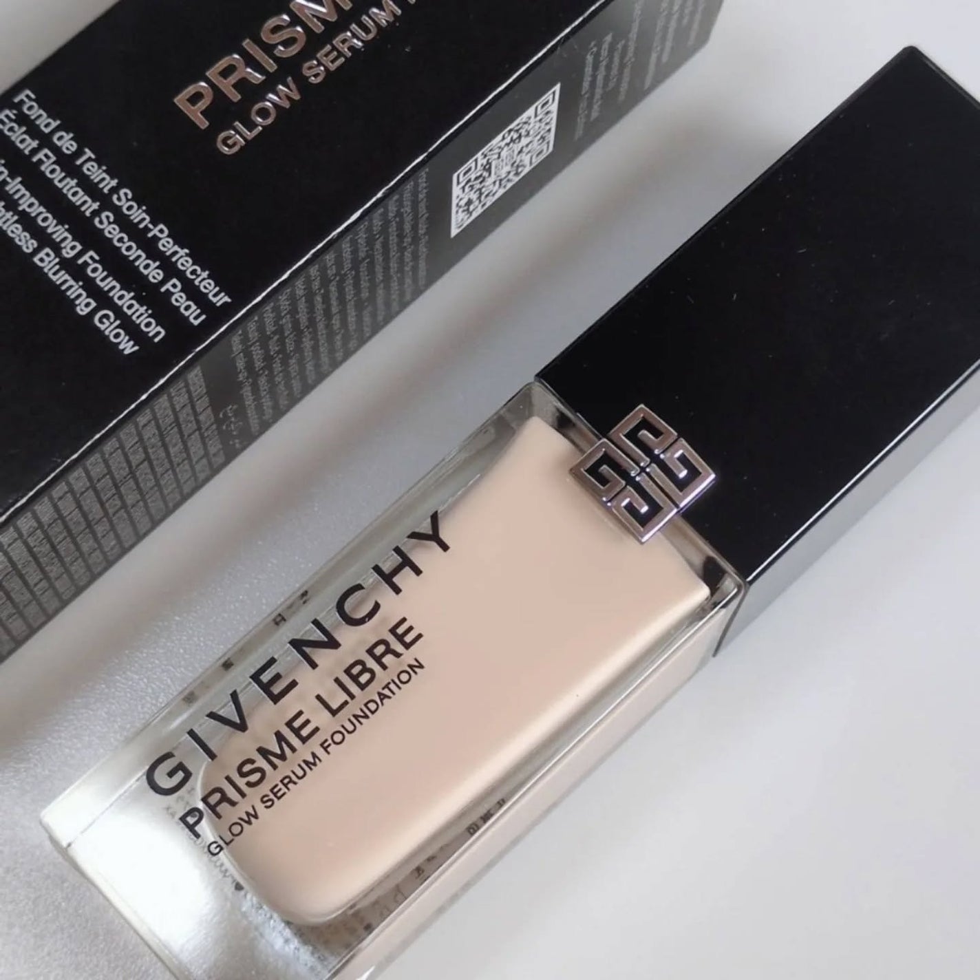 プリズム・リーブル・グロウ・セラム・ ファンデーション/GIVENCHY/リキッドファンデーションを使ったクチコミ(7枚目)