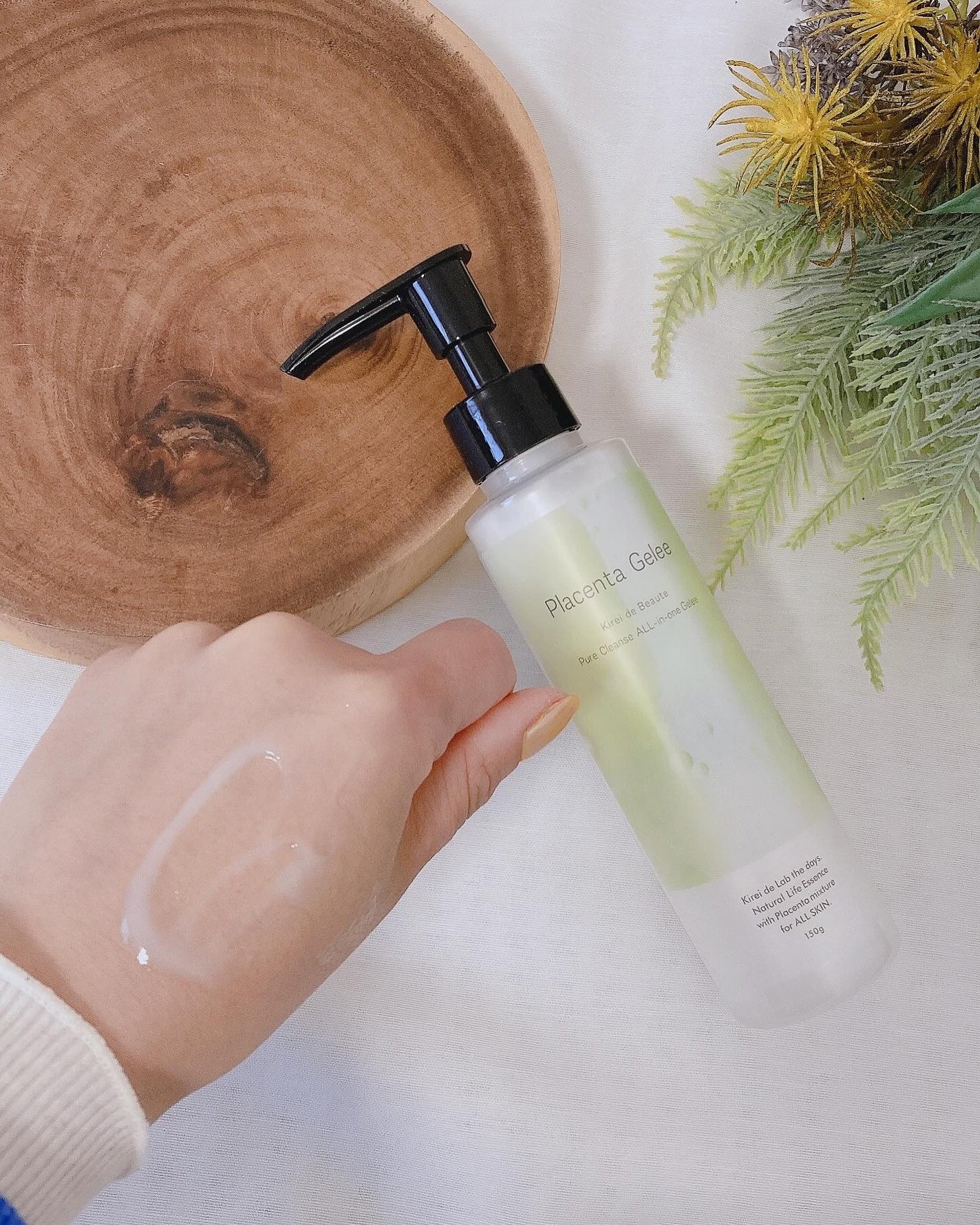 キレイデボーテ オールインワンジュレ/キレイ・デ・ラボ/オールインワン化粧品を使ったクチコミ(4枚目)