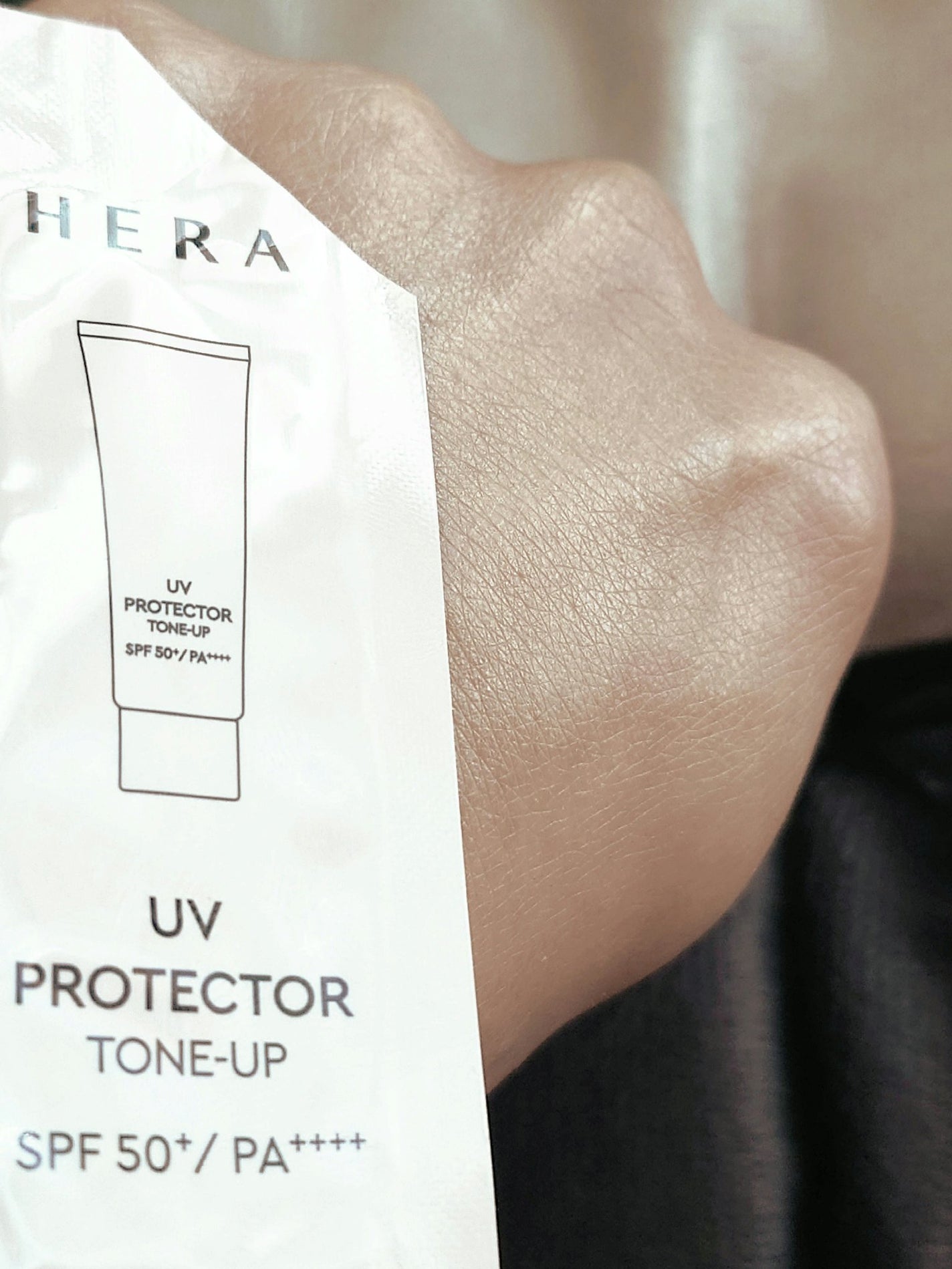 UVプロテクター トーンアップ/HERA/日焼け止めクリームを使ったクチコミ(3枚目)