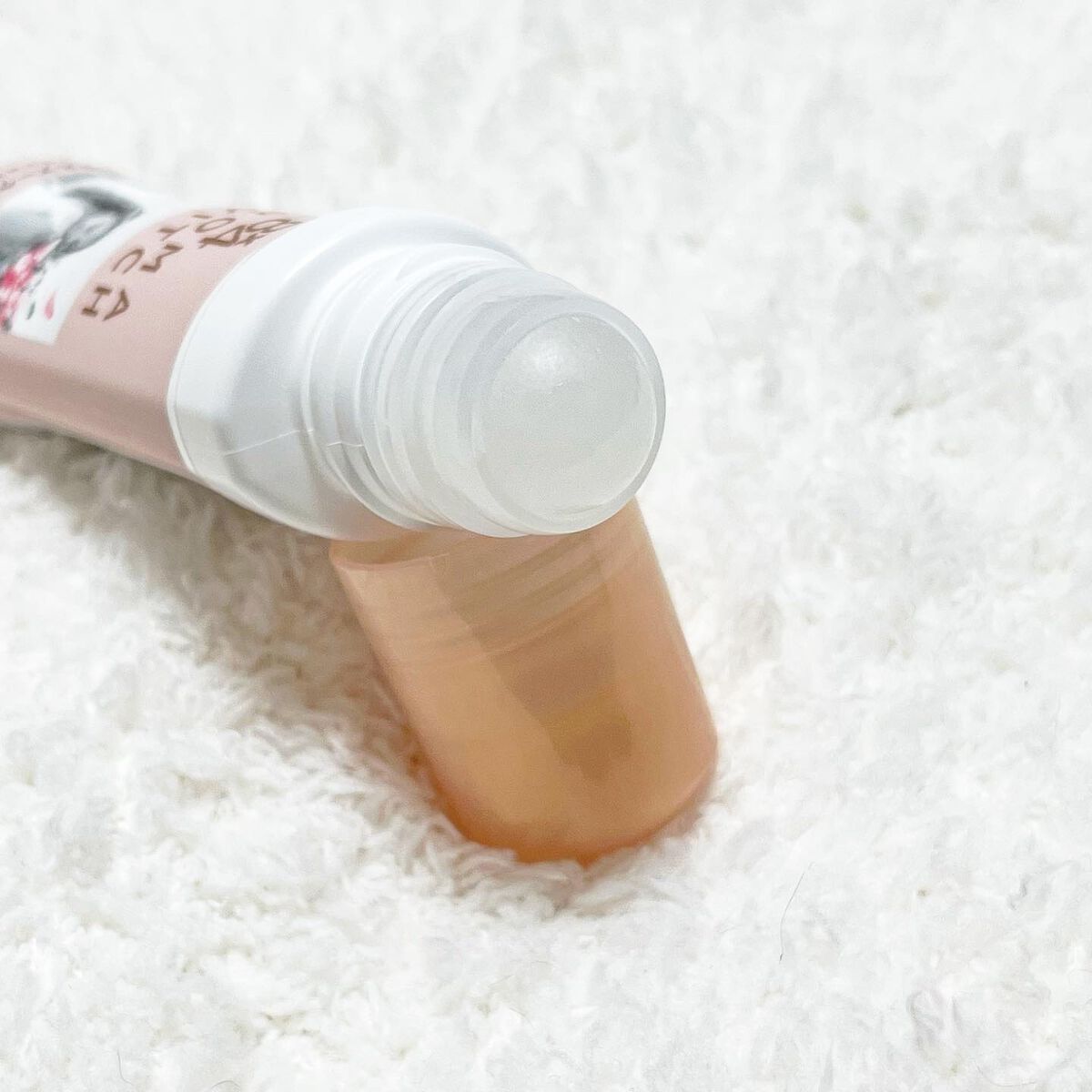 8x4 アロマスイッチ ロールオン パリスブーケの香り/８ｘ４/デオドラント・制汗剤を使ったクチコミ（2枚目）