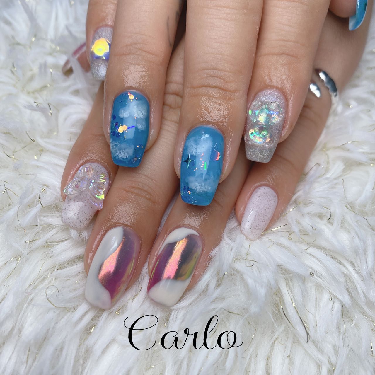 YUKA on LIPS 「.隠れミッキー🐭..#nail#nailist#ネイル#ネイリ..」(1枚目)